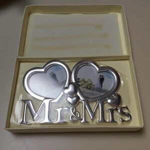 Silver Double Heart-Shaped Mr & Mrs Photo Frame